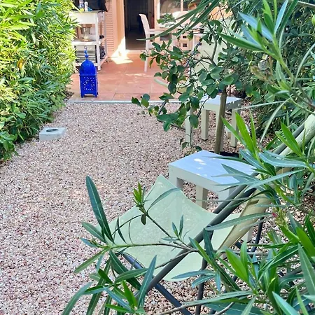 Apartment Un Coin De Paradis Au Pied De La Grande Bleue Saint-Raphael (Var)